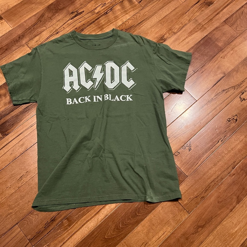 AC/DC Olive 'Back in Black' Short Sleeve Tee unisex